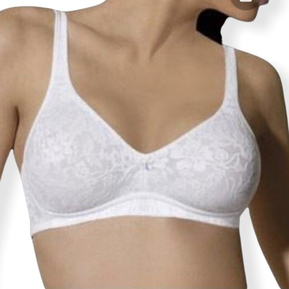 Bali Smooth Indulgence Wire Free Bra Style 3727 NWT 34C